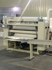 Kecepatan Cepat V Lipat Mesin Lipat Tissue Wajah Dengan Embossing Tepi